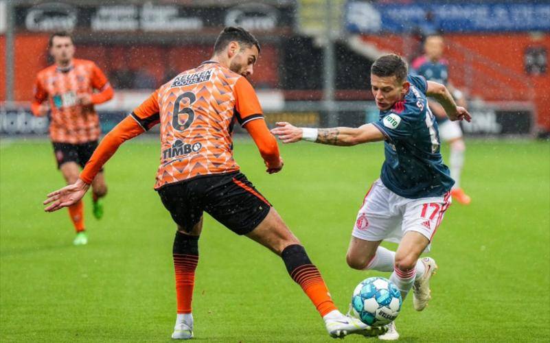 开云下载app-里程碑夜！费耶诺德状态回暖；国王杯冲刺阶段刷纪录；信心回归；身体对抗强度拉满的简单介绍