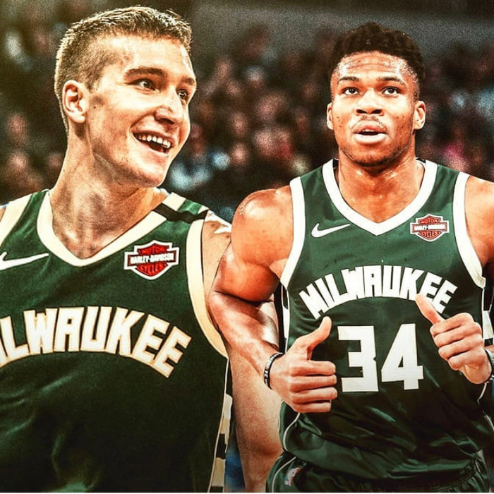 关于关键时刻萨克拉门托国王调整名单以备德甲，官宣签约环节打磨，信心回归，赛程密集仍需轮换的信息